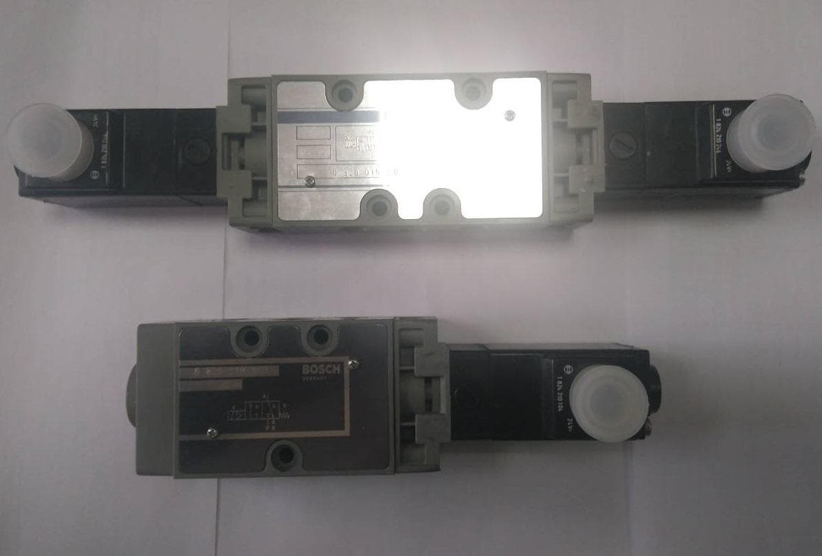 Пневмораспределитель Rexroth Bosch 0 820 018 028